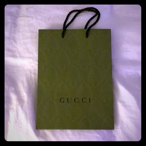 Gucci shopping bag